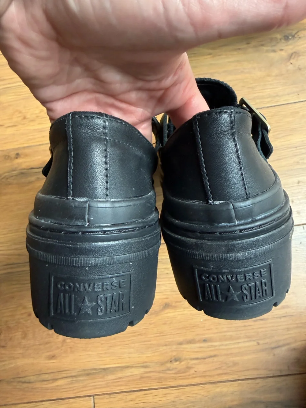 Converse Chuck Taylor All Star Lugged Heel Mary Jane – Black & Gold